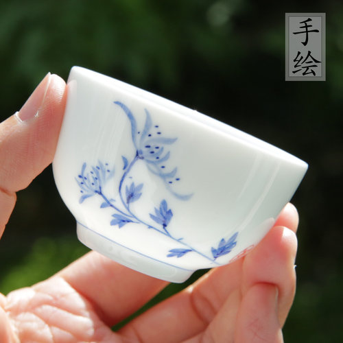 青花瓷景德镇高白瓷手绘菊花闻香杯品茗杯/主人杯茶道杯/陶瓷茶具 - 图2