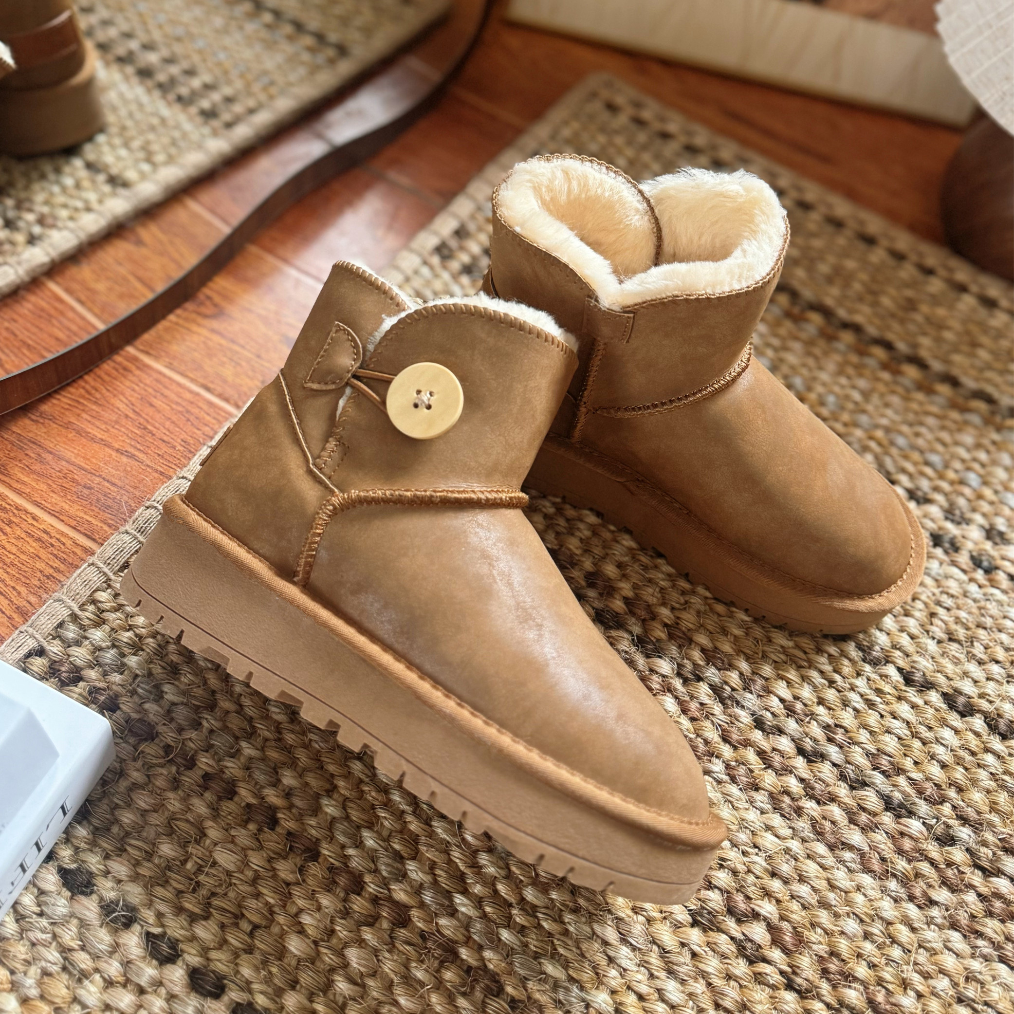 防水雪地靴女2025年冬季新款厚底增高皮毛一体东北加绒加厚棉靴子