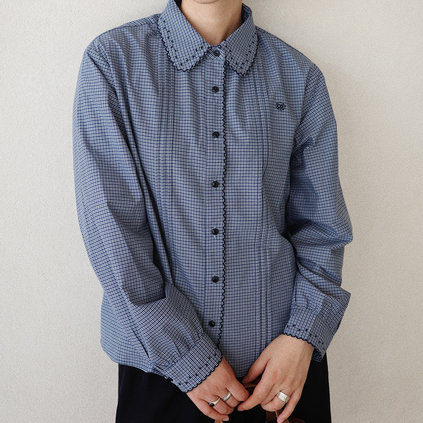 非鱼复古文艺翻领衬衫2025秋季新款百搭格子衬衫刺绣女装减龄上衣,淘宝优惠券,粉丝福利购,淘宝优惠卷