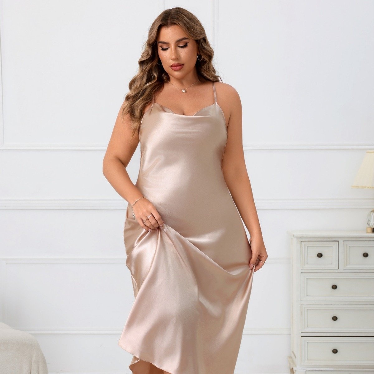 跨境大码女装家居服纯色色丁长睡裙吊裙休闲优雅轻奢慵懒风轻奢风,淘宝优惠券,粉丝福利购,淘宝优惠卷