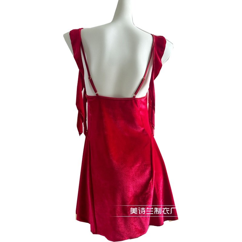 美诗兰性感睡衣女款秋冬新款丝绒蕾丝纯欲吊带胸垫睡裙家居服364,淘宝优惠券,粉丝福利购,淘宝优惠卷