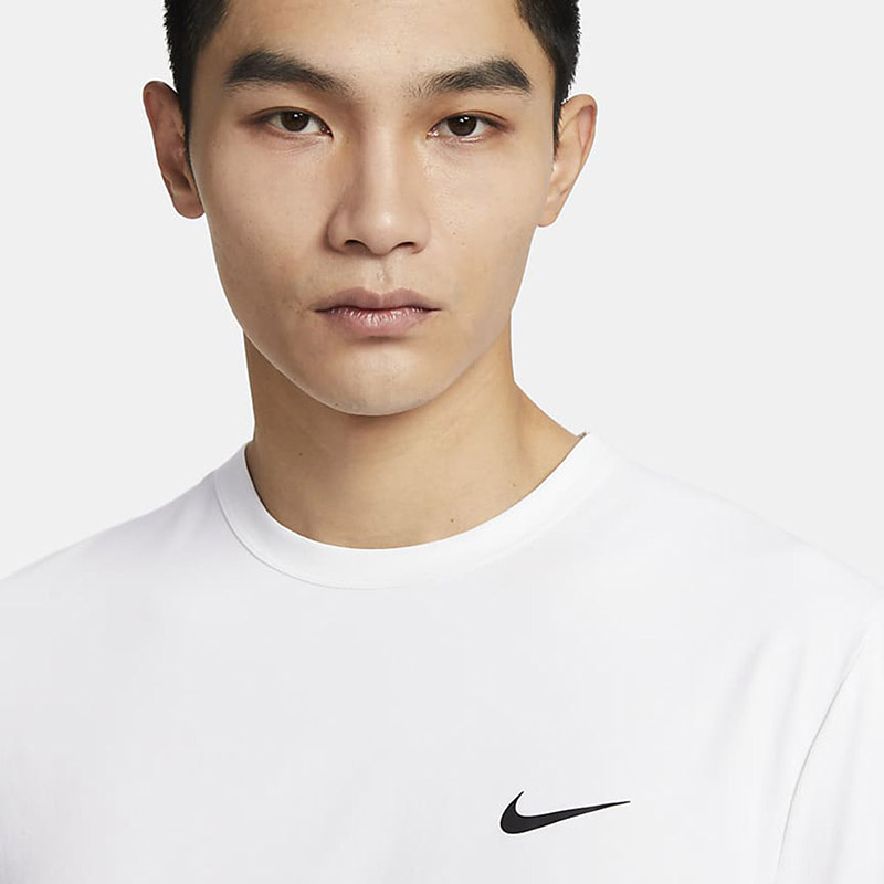 Nike耐克短袖DRI-FIT HYVERSE男子训练速干运动半袖T恤DV9840-100