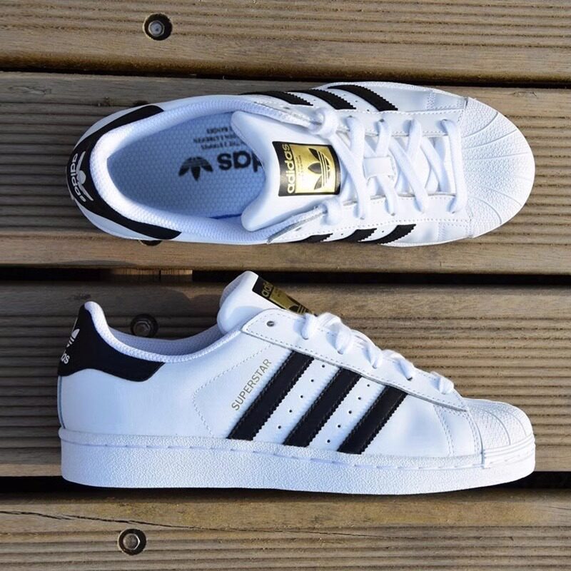 阿迪达斯ultraboost light女鞋 胜道板鞋