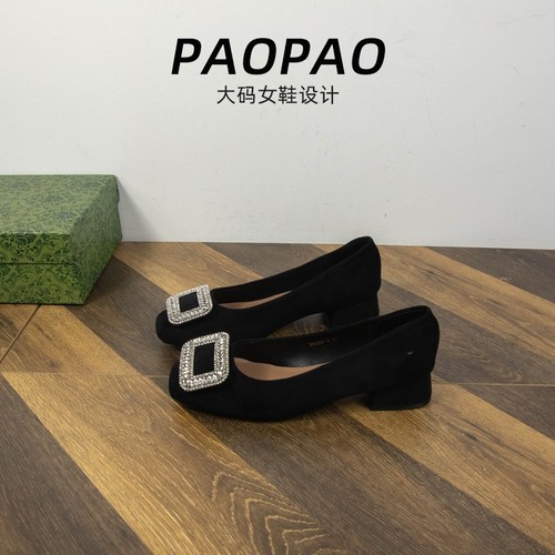 大码女鞋41到42宽脚胖单鞋春季新款粗跟绒面水钻方扣法式气质黑色 - 图2