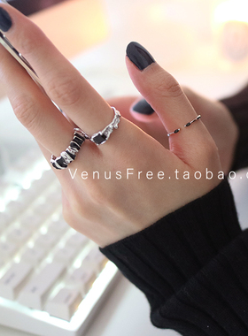 戴美翻纯银款选黑宝石异形简约