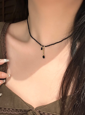 气质复古黑色水晶串珠项链个性