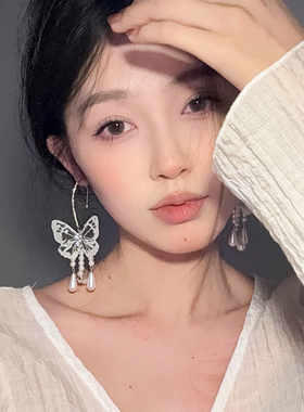 超仙立体白色蝴蝶珍珠流苏耳环