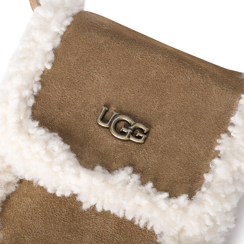ugg2021秋冬新款配件经典手机包 UGG手机包
