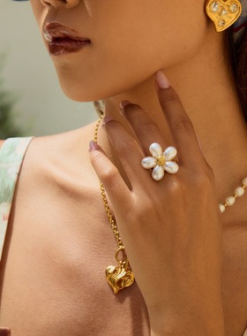 跨境花朵珍珠戒指钛钢不掉色饰品女小众设计感指环不锈钢