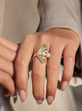 欧美钛钢珍珠戒指小众感不掉色指环18k金不锈钢跨境饰品