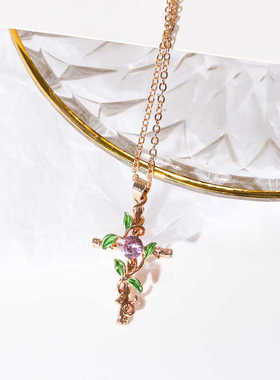 甜美复古树叶藤蔓缠绕十字架吊坠