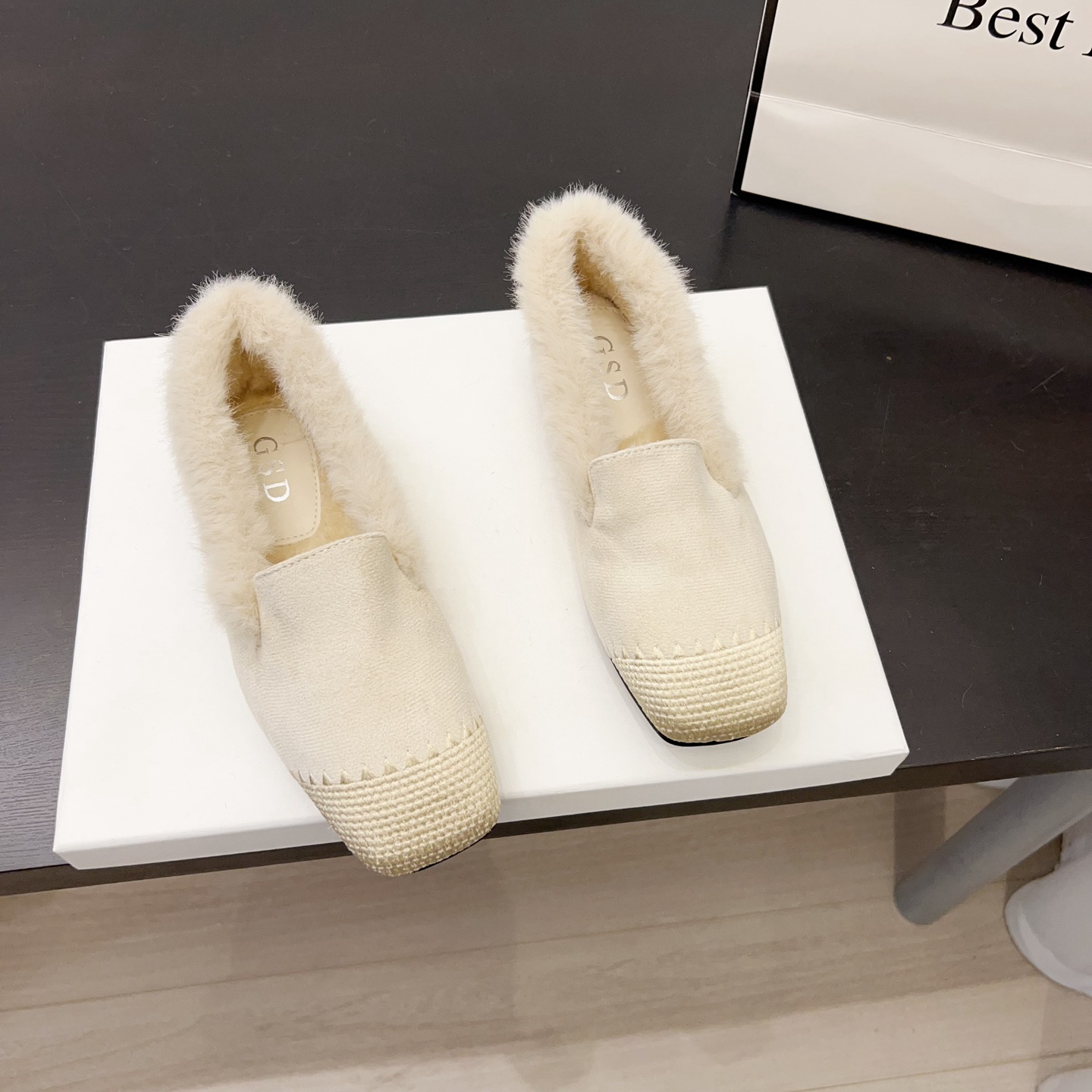 秋冬季加绒保暖毛毛鞋女2025年新款棉鞋外穿气质百搭舒适平底单鞋 - 图0