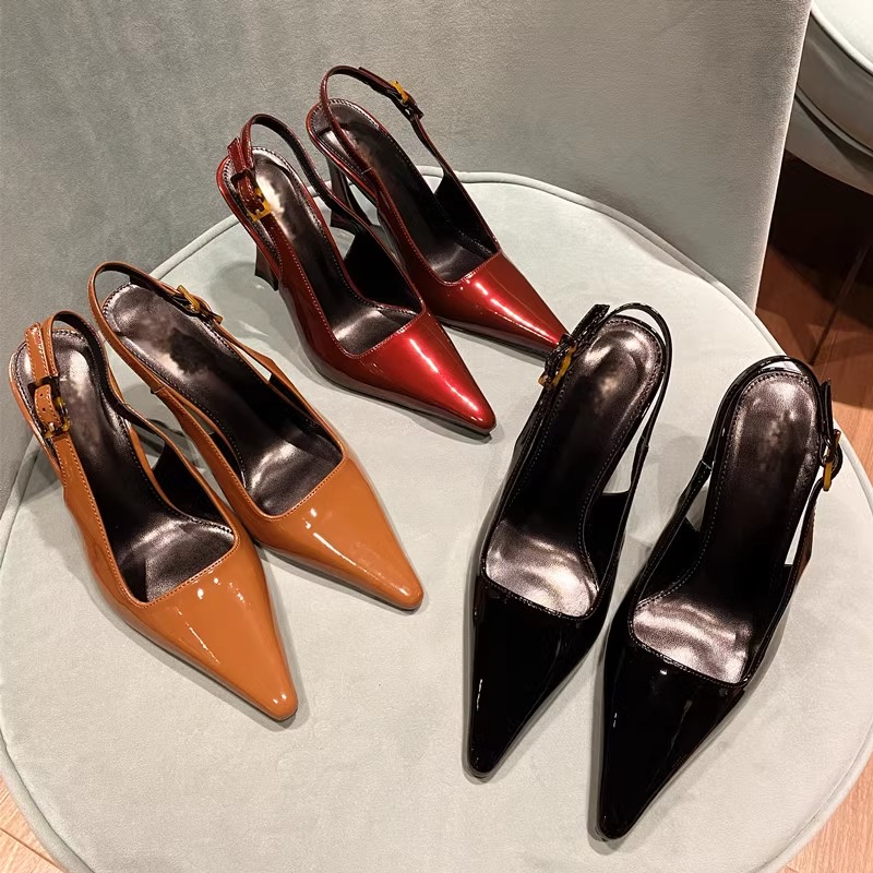 2025新款春季漆皮酒红色高跟鞋女尖头细跟马蹄跟单鞋性感包头凉鞋 - 图2