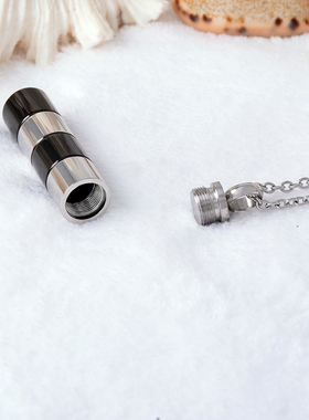 欧美钛钢项链掉色圆形空间纪念