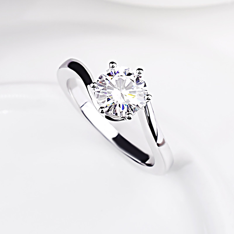 IGI cultured diamond ring 18K gold twisted arm six claws for women
