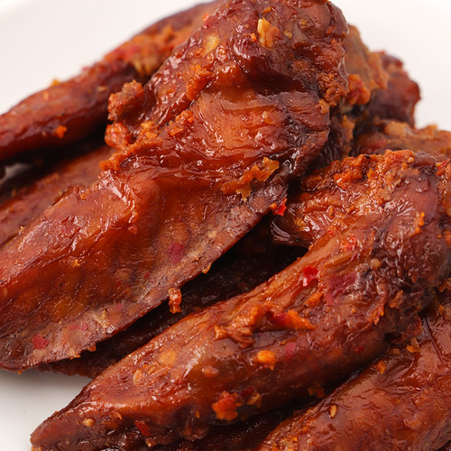 云南特产咚咚鸡翅42克包邮香辣鸡翅小吃零食麻辣蜜汁鸡翅尖 - 图1