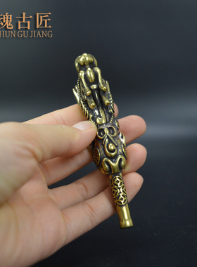中式风黄铜烟杆瑞兽招财纳福古玩