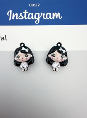 卡通可爱软萌女孩小满小玉合金吊坠手工DIY手机链钥匙扣饰品配件