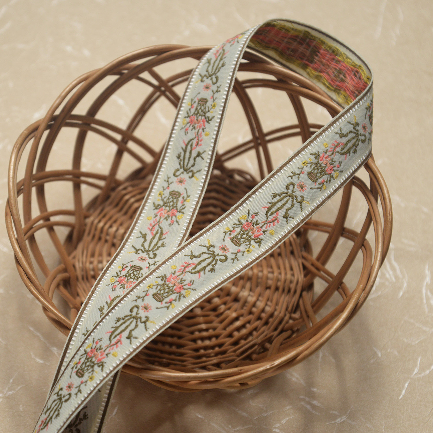 花边辅料 细边织金领边衣缘民族风装饰金银线手工diy包边绣花织带,淘宝优惠券,粉丝福利购,淘宝优惠卷