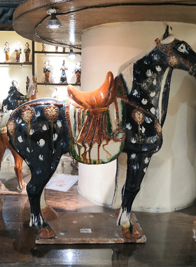 高水旺手作陶瓷洛博唐三彩豹花马