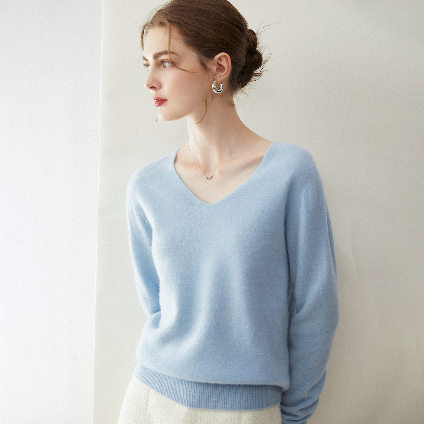 康赛妮~秋冬款纯山羊绒衫女平面一线V领修身显瘦针织打底毛衣内搭,淘宝优惠券,粉丝福利购,淘宝优惠卷