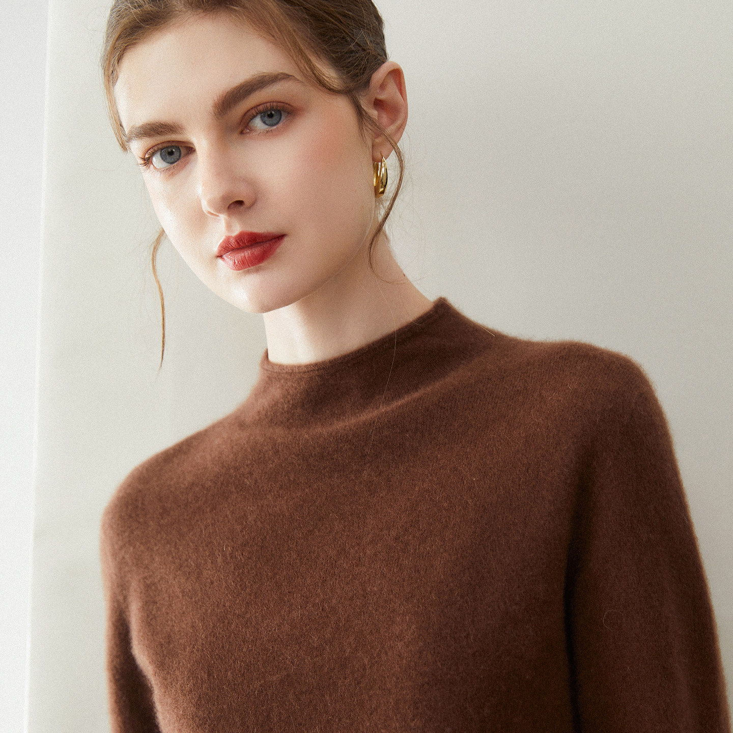 康赛妮~新款纯山羊绒衫女卷边半高领纯色宽松针织打底衫毛衣内搭,淘宝优惠券,粉丝福利购,淘宝优惠卷