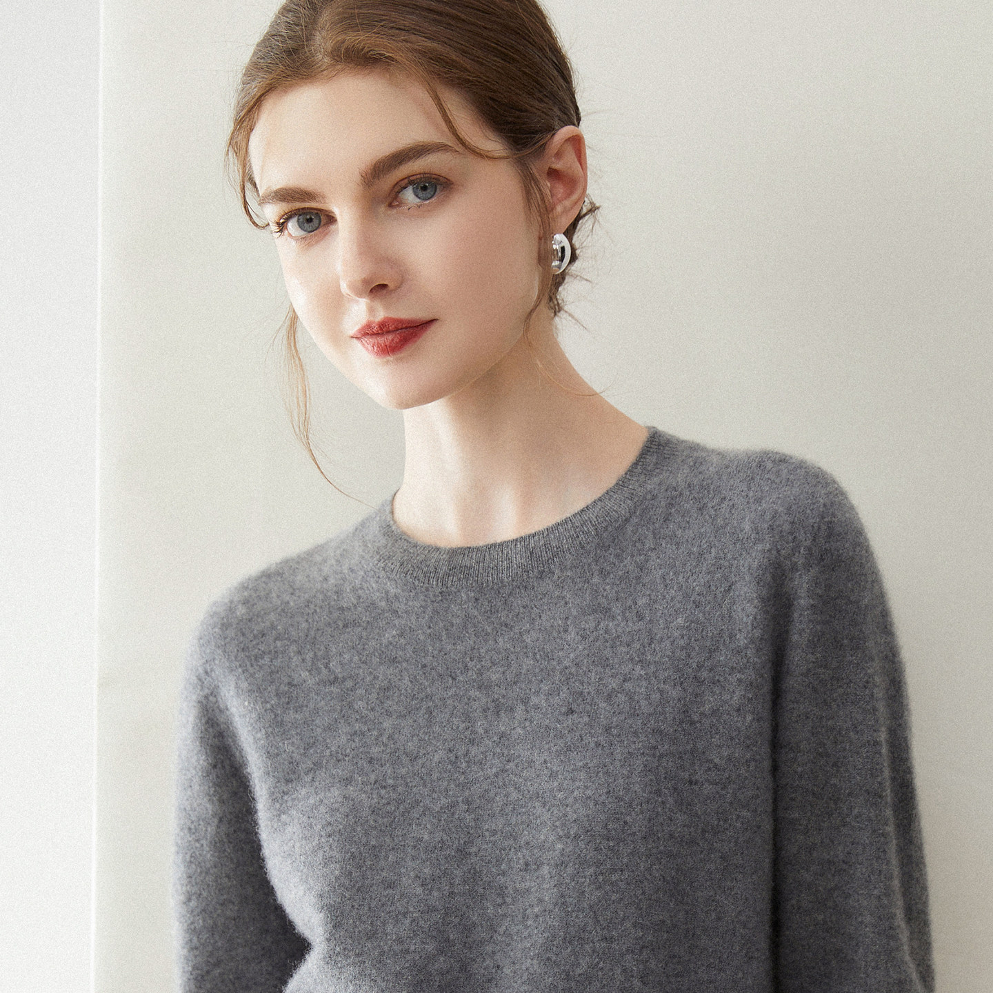 康赛妮~新款纯山羊绒衫女圆领2025秋冬纯色针织打底衫毛衣内搭,淘宝优惠券,粉丝福利购,淘宝优惠卷