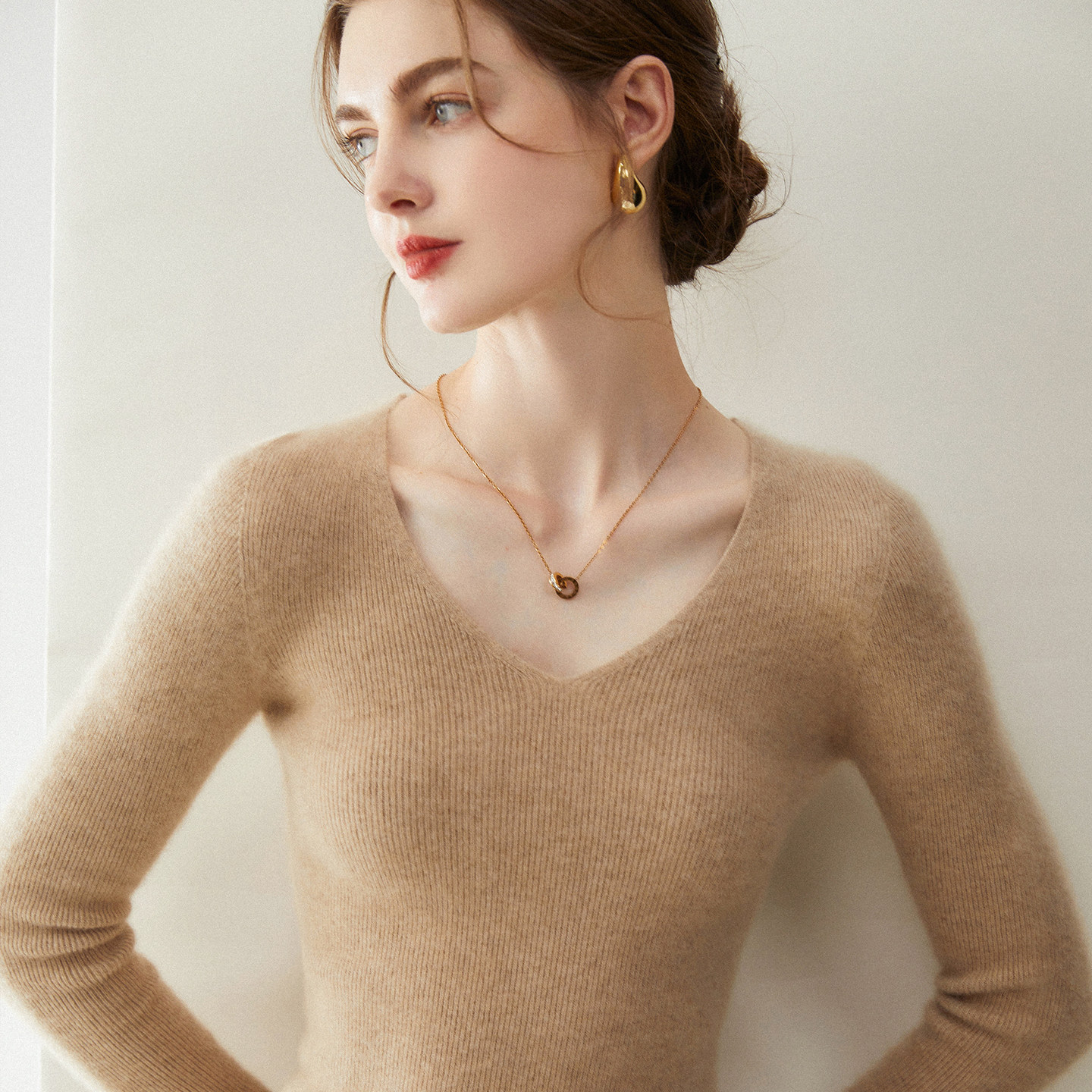 康赛妮纱修身一线抽条女纯羊绒衫V领紧身毛衣内搭针织打底衫上衣,淘宝优惠券,粉丝福利购,淘宝优惠卷