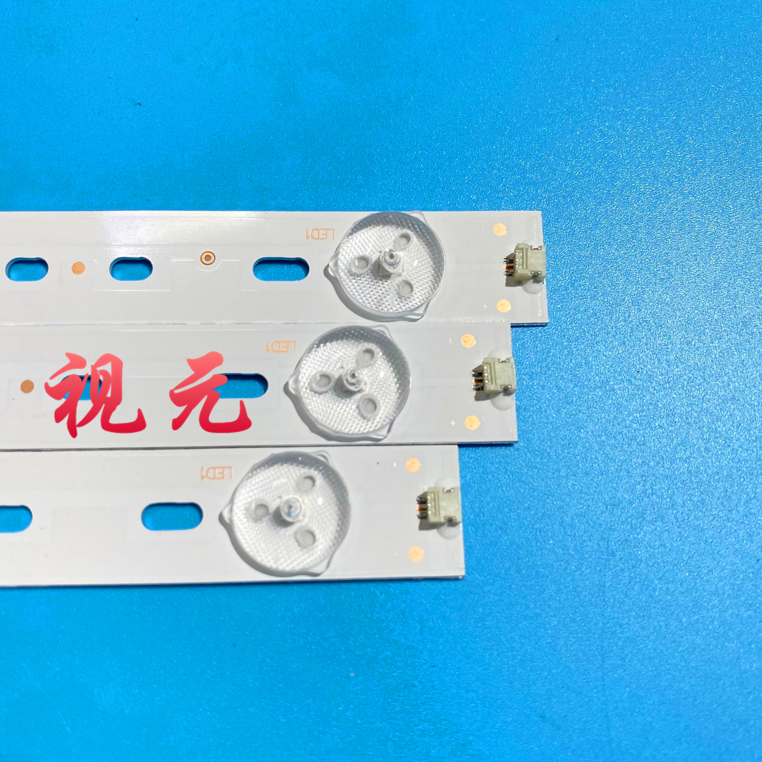 长虹32C1000N LED32B2080N灯条CH32L52A-V01/V02/V03 850128259-图2