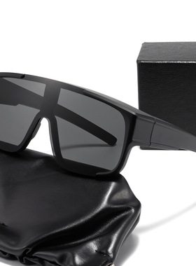 运动套镜近视太阳镜骑行眼镜套镜户外滑雪近视护目镜防风沙登山镜