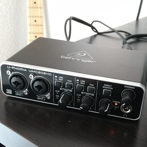 Behringer UMC202HD Внешняя звуковая карта USB Звуковая карта