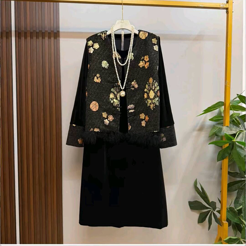 秋季新中式大码女装时尚气质复古风盘扣设计马甲胖mm连衣裙两件套 - 图0