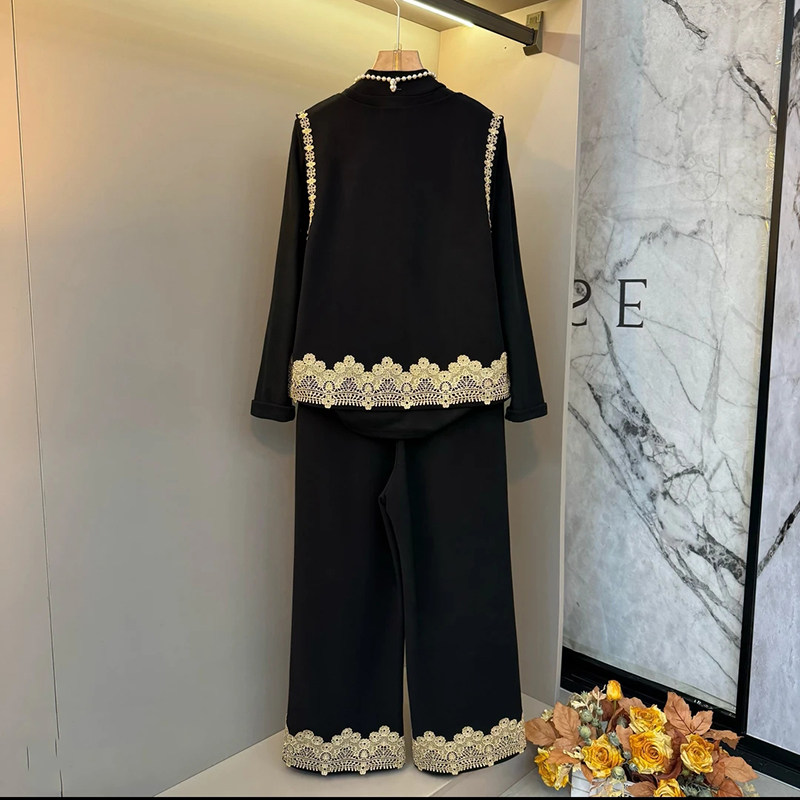 胖妹妹2026春季新款大码女装复古刺绣设计感内搭马甲裤子时髦套装,淘宝优惠券,粉丝福利购,淘宝优惠卷