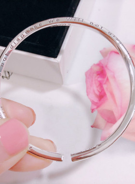 香港正生纯银莫比乌斯英文字母细扭纹开口手镯足银s999饰品百礼物