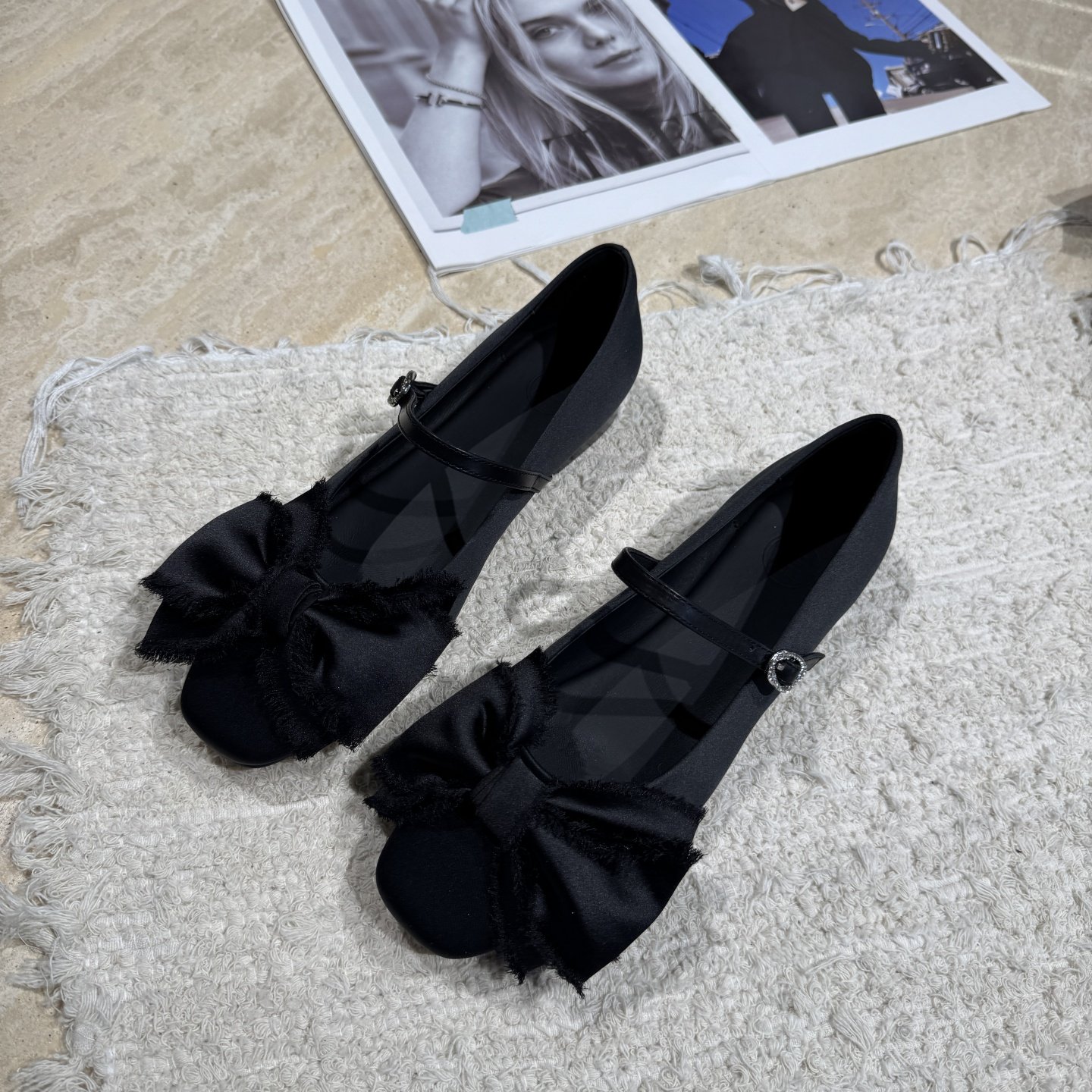 欧货2026春季新款欧洲站蝴蝶结玛丽珍鞋平底一字扣带浅口圆头女鞋,淘宝优惠券,粉丝福利购,淘宝优惠卷