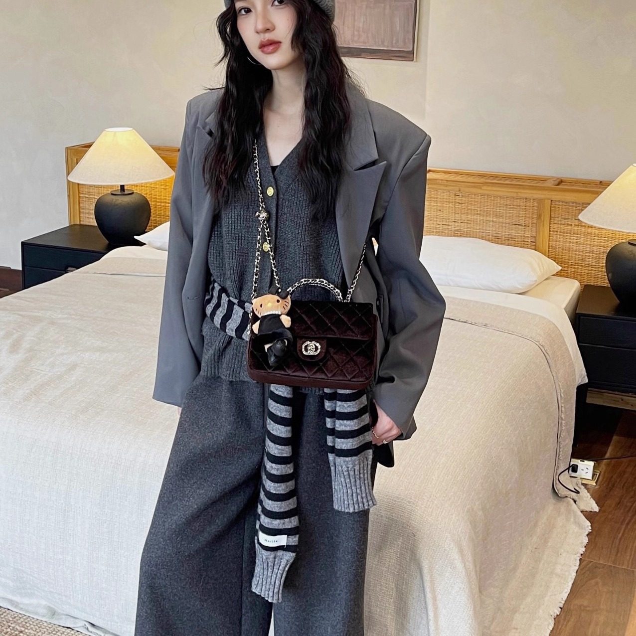 丝绒小香风包包女2025新款时尚精致小拎包百搭菱格链条包斜挎小包,淘宝优惠券,粉丝福利购,淘宝优惠卷