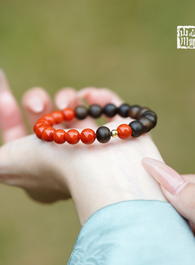山川心语保山原矿南红火焰纹手串