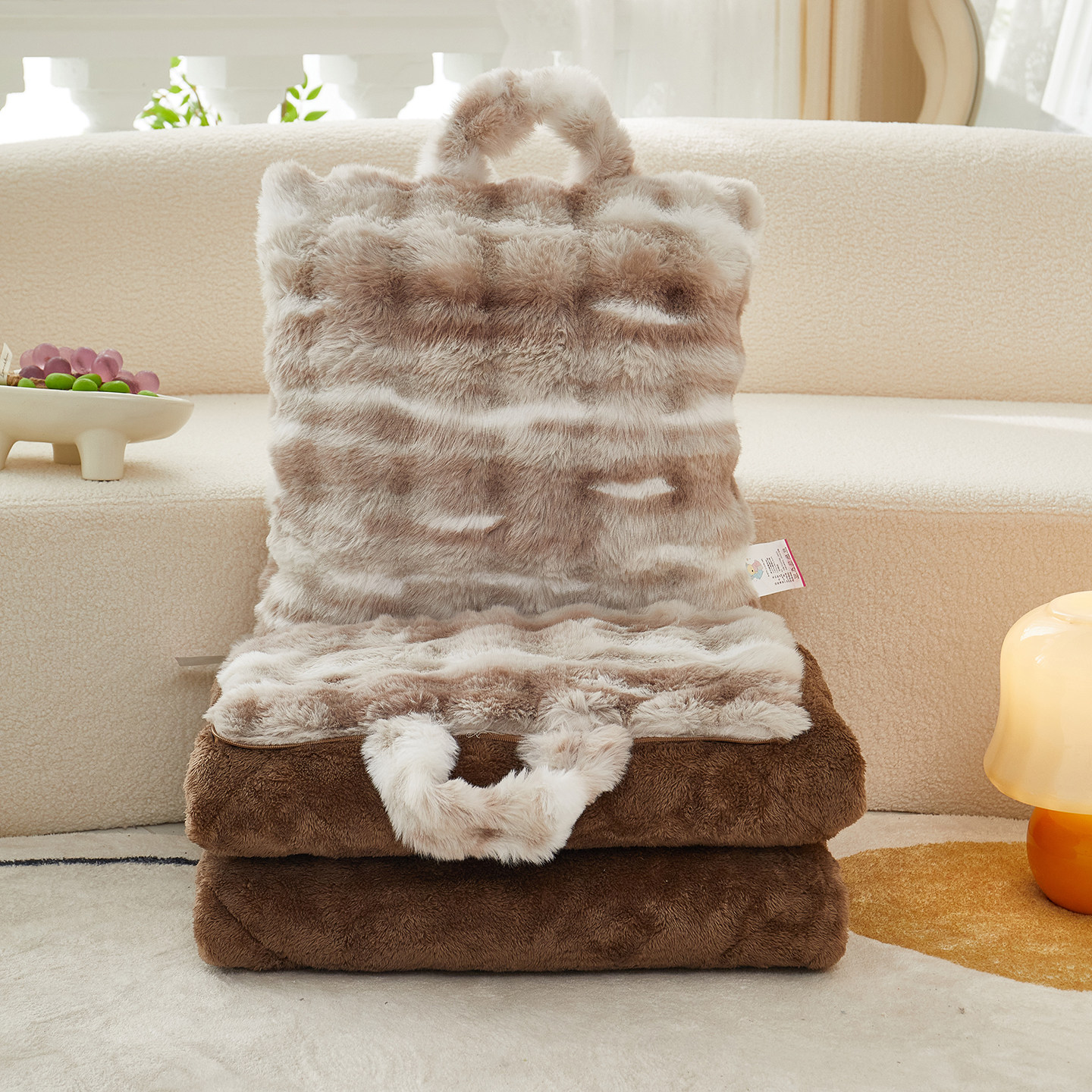 两用抱枕被靠垫枕头被午休汽车沙发办公室午睡加厚卡通手提学生被,淘宝优惠券,粉丝福利购,淘宝优惠卷