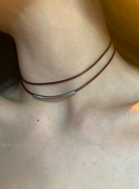 【棠洛】深酒红皮绳双层choker银色弯管吊坠颈带显白辣妹锁骨项链