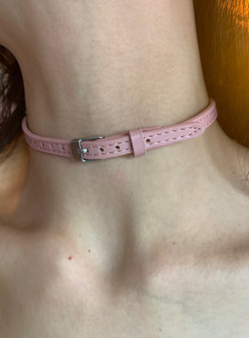 橡皮粉choker项圈女细款高级感锁骨链皮革颈链纯欲辣妹风短款项链