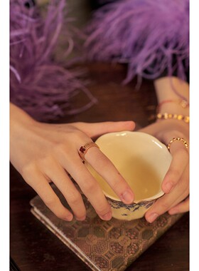 【张婧仪同款】oups！ 金色复古镶红宝石岁禧金阶戒指指环SOLSOL