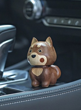 呆呆摇头狗实木创意桌面装饰生日礼物可爱书桌玩偶车载动态摆件