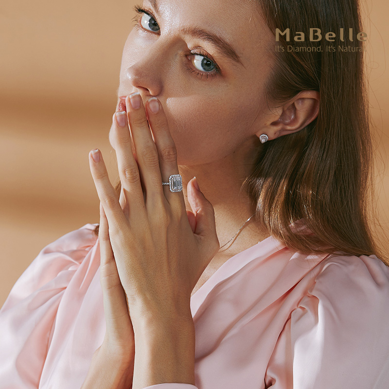 MaBelle/玛贝尔18K红白金 长方形钻石 粉钻拼镶豪华款钻石戒指 - 图2