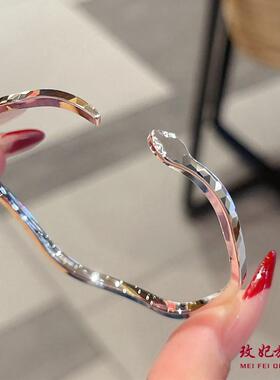 碎冰冰蛇形纯银手镯女轻奢高级感