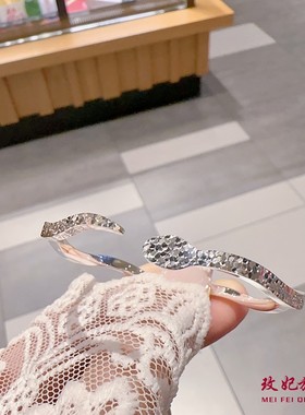 碎冰冰蛇形纯银手镯女简约百搭