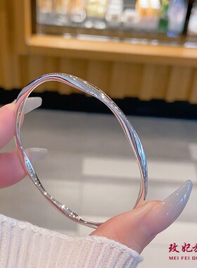 莫比乌斯环纯银手镯女轻奢高级感