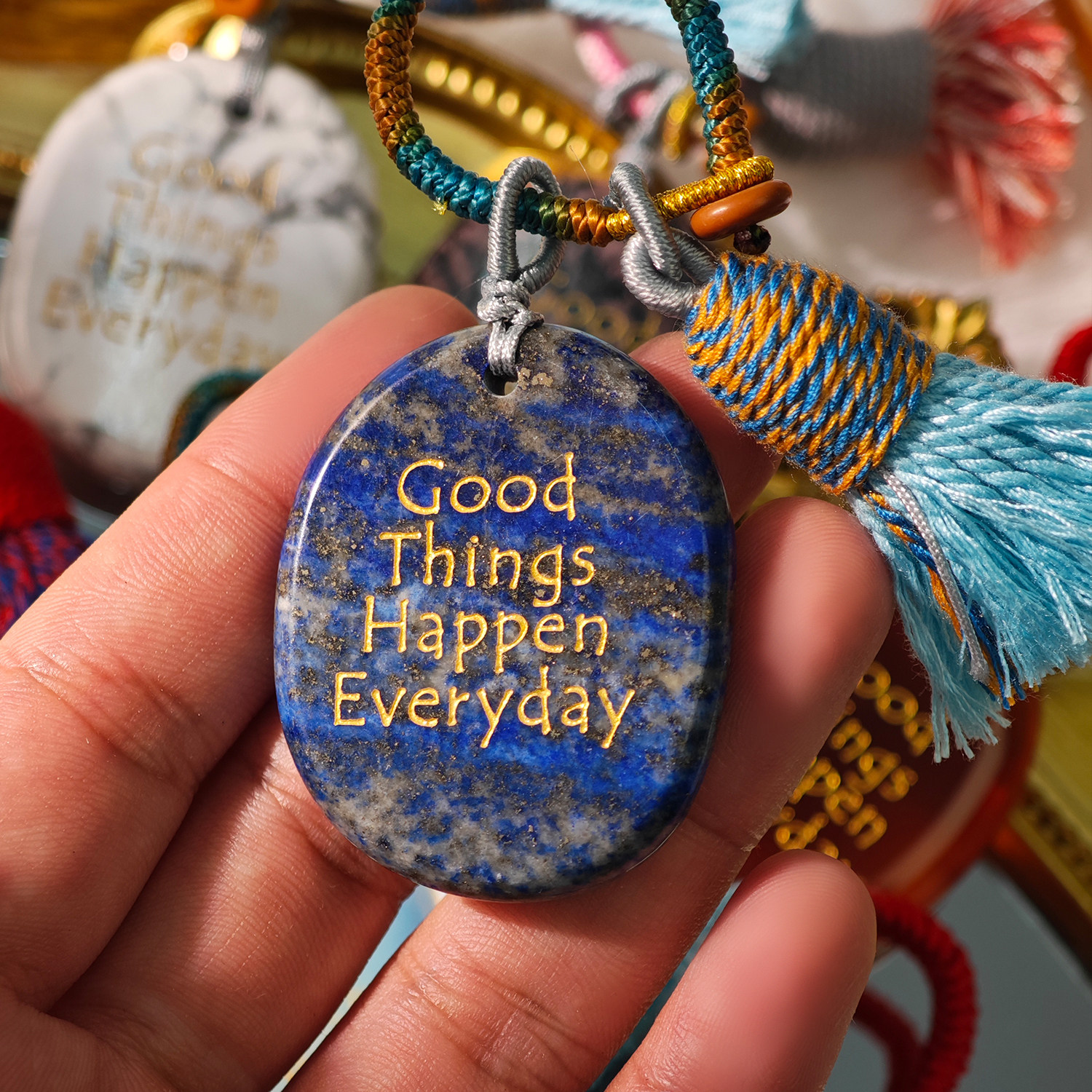 好事发生天然水晶掌心石钥匙扣正能量解压石手工车挂包挂天然礼物,淘宝优惠券,粉丝福利购,淘宝优惠卷