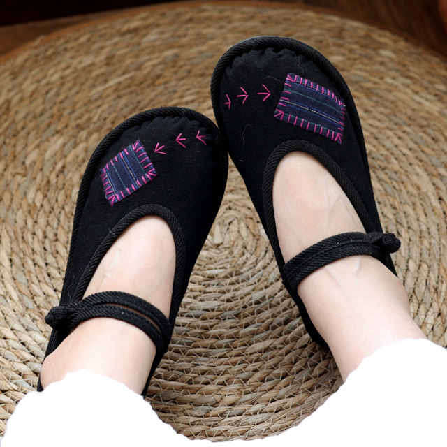 Huanxi handmade stitching soft-soled cloth shoes