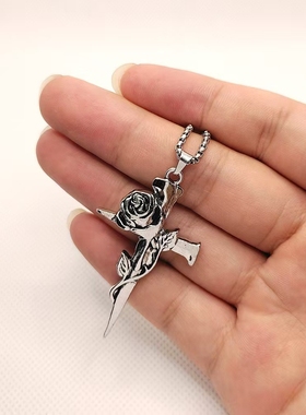 y2k暗黑十字架玫瑰项链甜酷小众设计黑色锁骨链