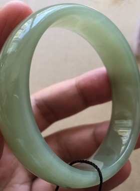 天然证书和田玉手镯